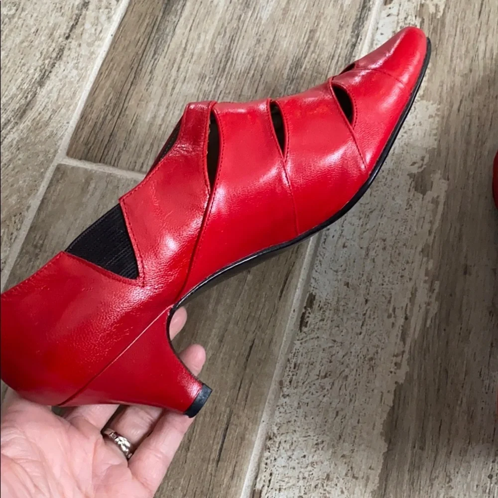 New York transit red heels, size 6 - Picture 5 of 8